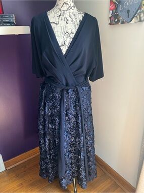 Alex Evenings Plus Size Navy Dress with Textured Floral Skirt